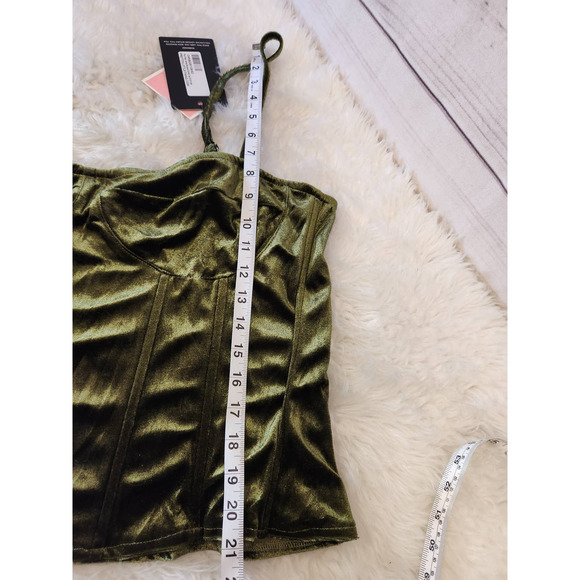 PrettyLittleThing Womens Green Spaghetti Velvet Sleeveless Crop Top Size 14 NWT - Picture 7 of 7
